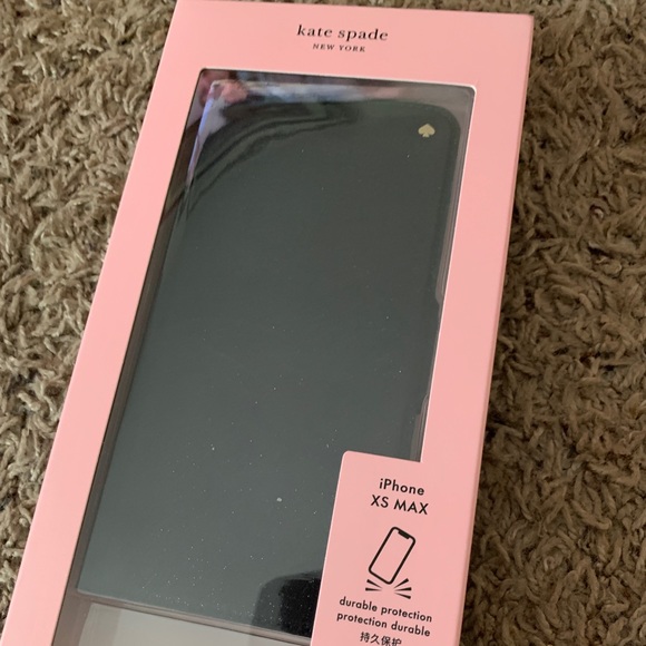 kate spade Accessories - iPhone XS Max sparkly Kate Spade portfolio case.